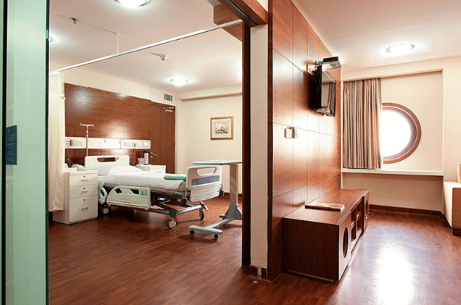 Indraprastha Apollo Hospital, New Delhi