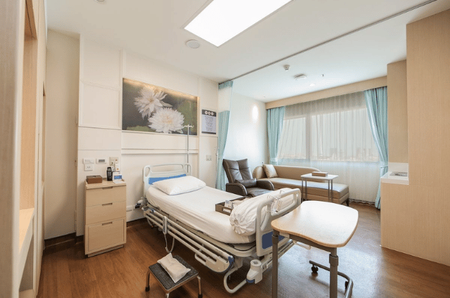 Bangkok Hospital, Bangkok